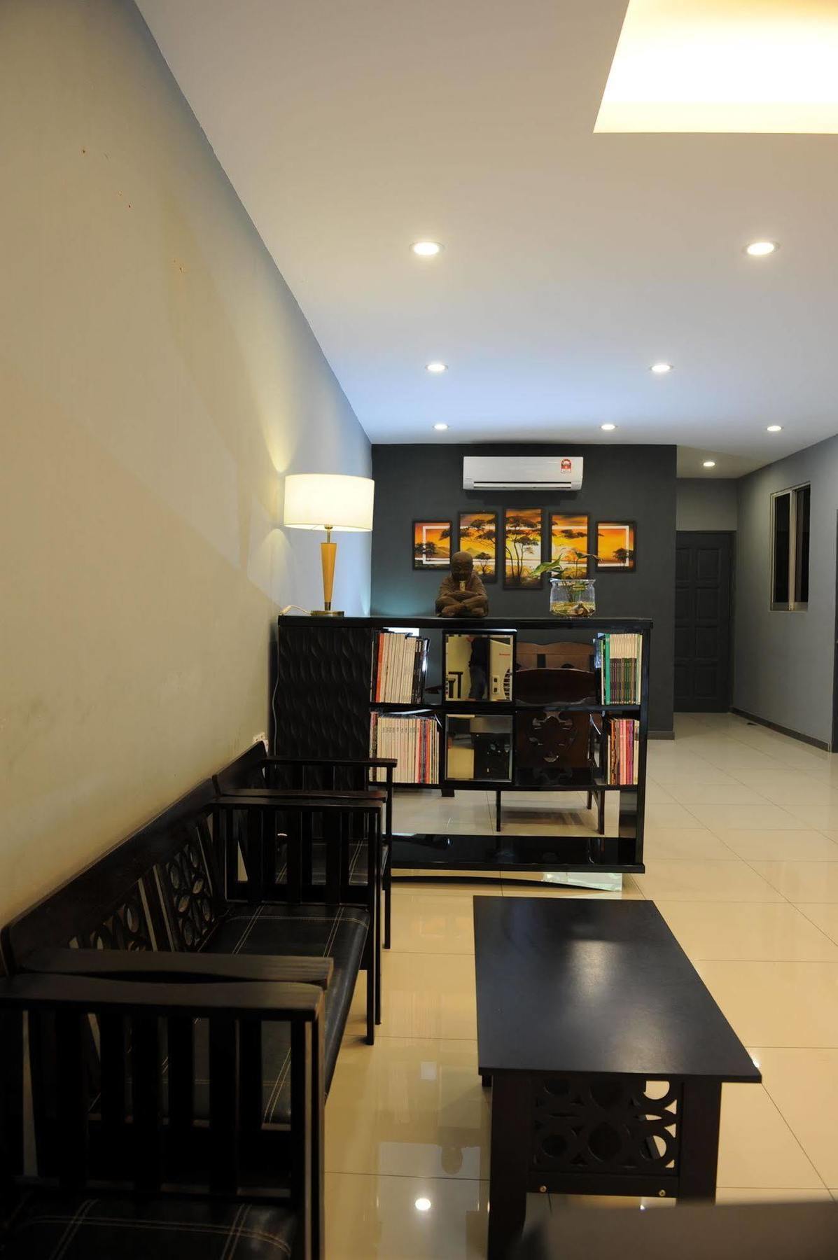 Kuok Pin Hotel Kuching Exterior foto